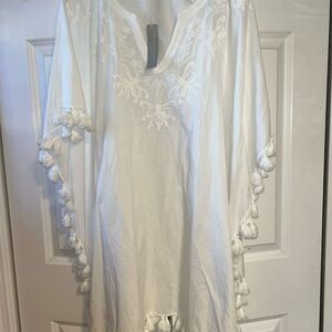 Pomegranate Resort Women's White Embroidered Kaftan Beach Cover-Up